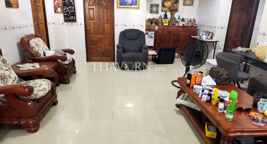 For sale 3 bedrooms house in East Pattaya, Pattaya