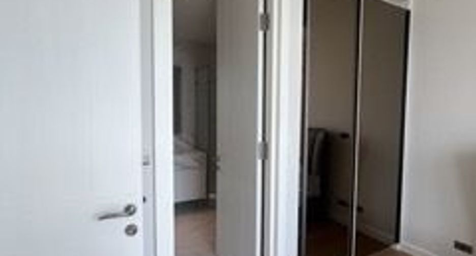 For rent 2 bedrooms condo in Bang Kho Laem, Bangkok