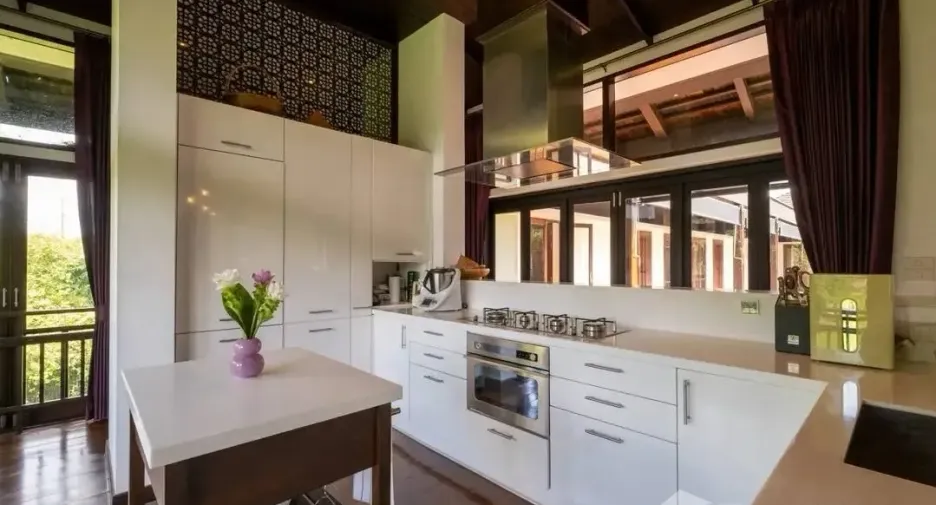 Haus zum Kauf mit 5 Zimmer in Hang Dong, Chiang Mai