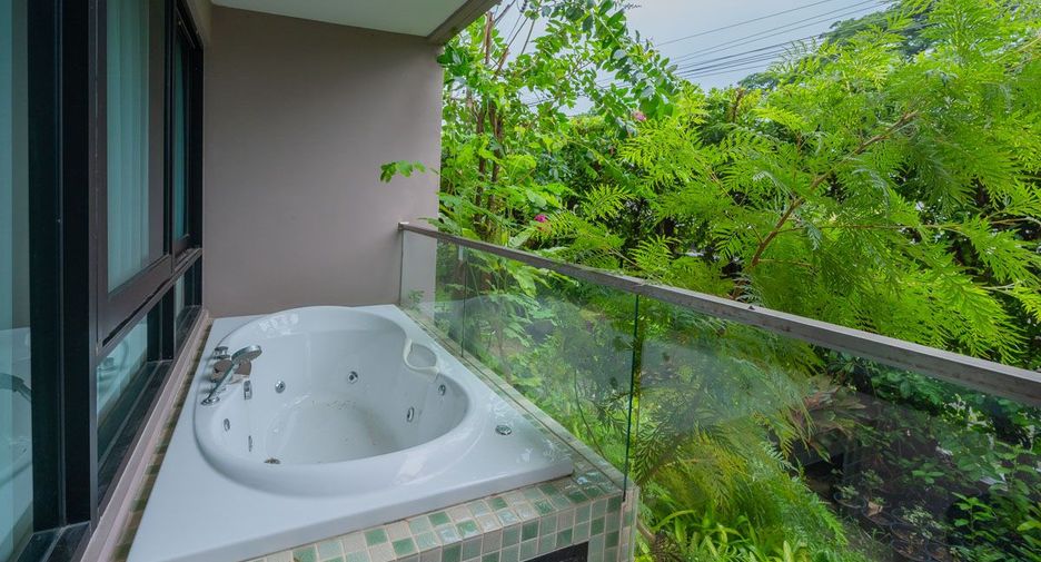 For sale 1 bed condo in Sattahip, Chonburi