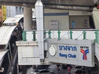 For sale 3 bedrooms townhouse in Phra Khanong, Bangkok