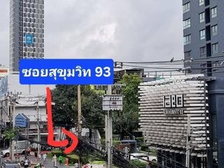 For sale 3 bedrooms townhouse in Phra Khanong, Bangkok