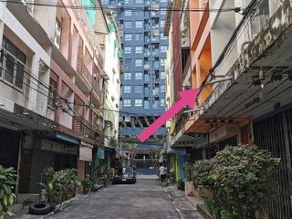 For sale 3 bedrooms townhouse in Phra Khanong, Bangkok