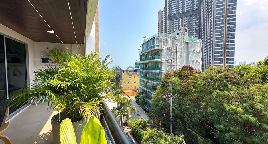 For sale 2 bedrooms condo in Pratumnak, Pattaya