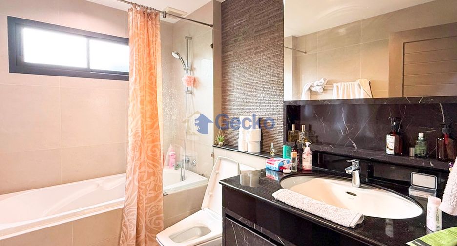 For rent and for sale 3 bedrooms house in Huay Yai, Pattaya