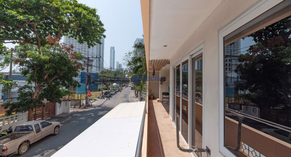For rent and for sale 2 bedrooms condo in North Pattaya, Pattaya