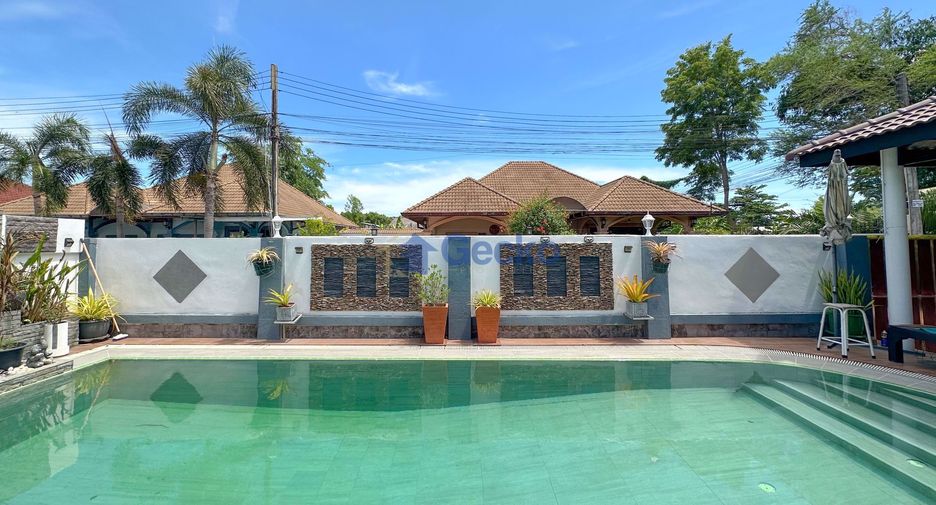 Casa en alquiler y en venta de 3 habitaciones en East Pattaya, Pattaya