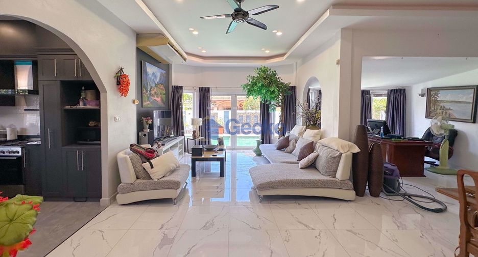 Casa en alquiler y en venta de 3 habitaciones en East Pattaya, Pattaya