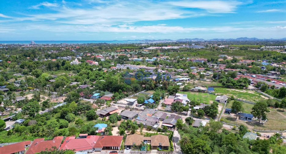 Casa en alquiler y en venta de 3 habitaciones en East Pattaya, Pattaya