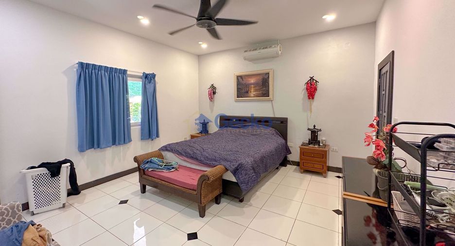 Casa en alquiler y en venta de 3 habitaciones en East Pattaya, Pattaya