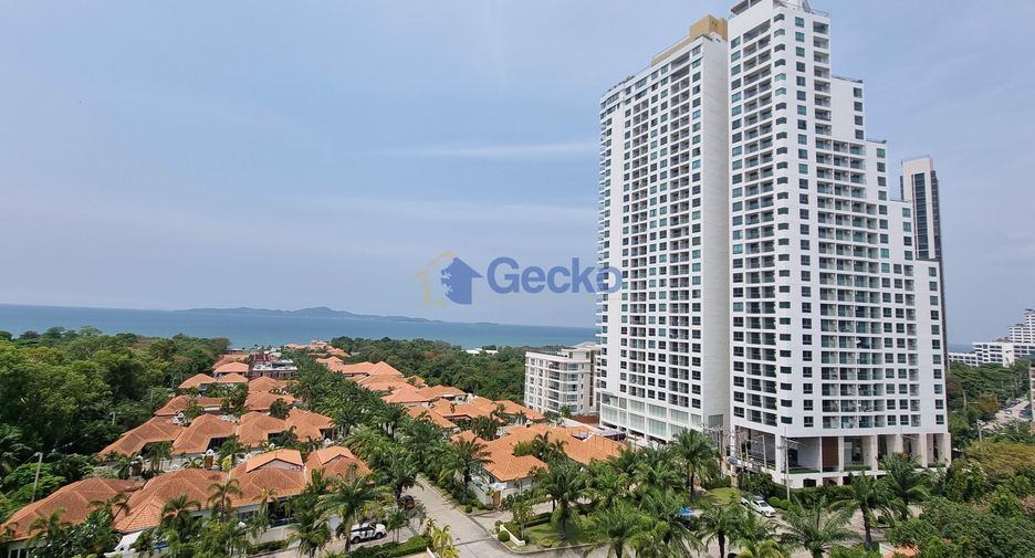 For sale 4 bedrooms house in Pratumnak, Pattaya