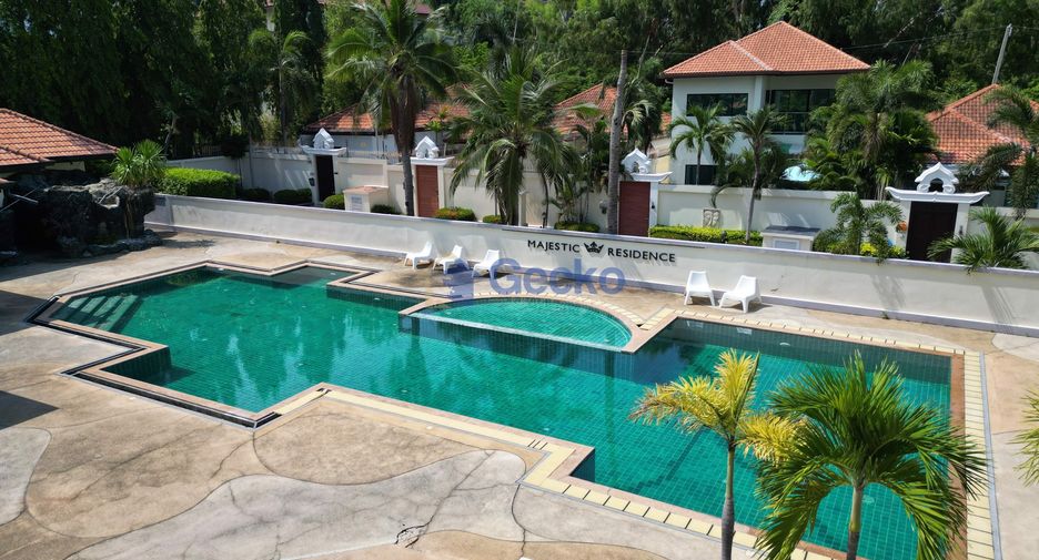 For sale 4 bedrooms house in Pratumnak, Pattaya