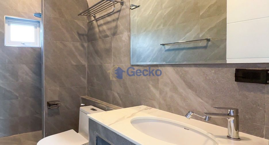 Casa en venta de 4 habitaciones en East Pattaya, Pattaya