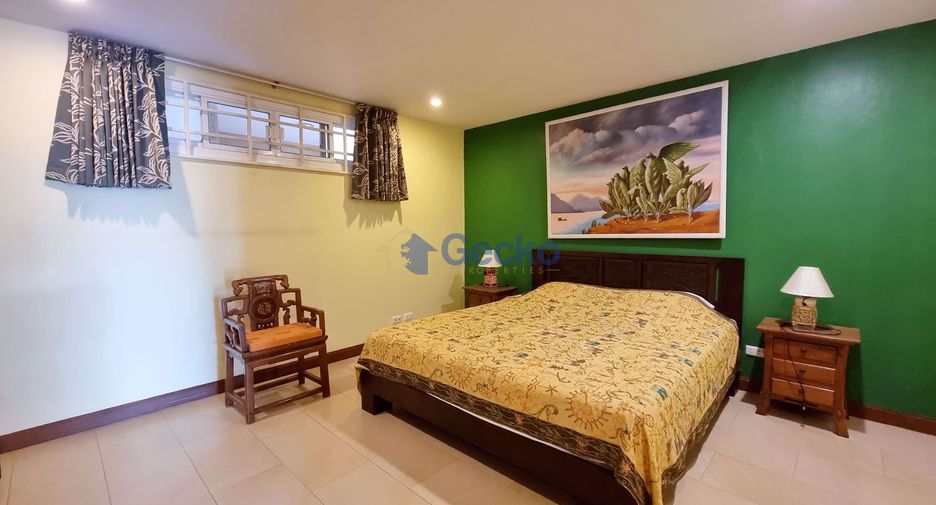 For sale 2 bedrooms condo in Pratumnak, Pattaya