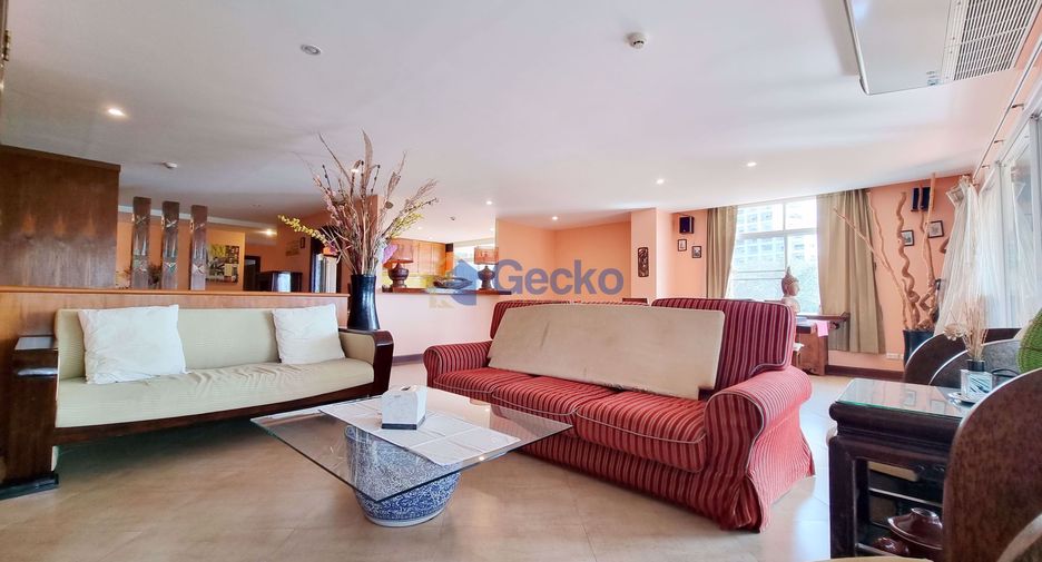 For sale 2 bedrooms condo in Pratumnak, Pattaya