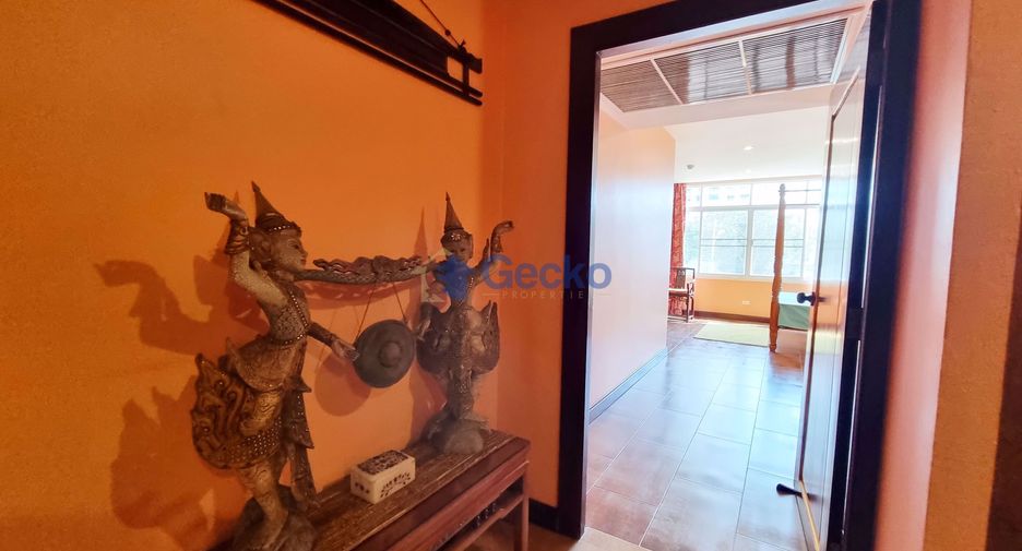 For sale 2 bedrooms condo in Pratumnak, Pattaya
