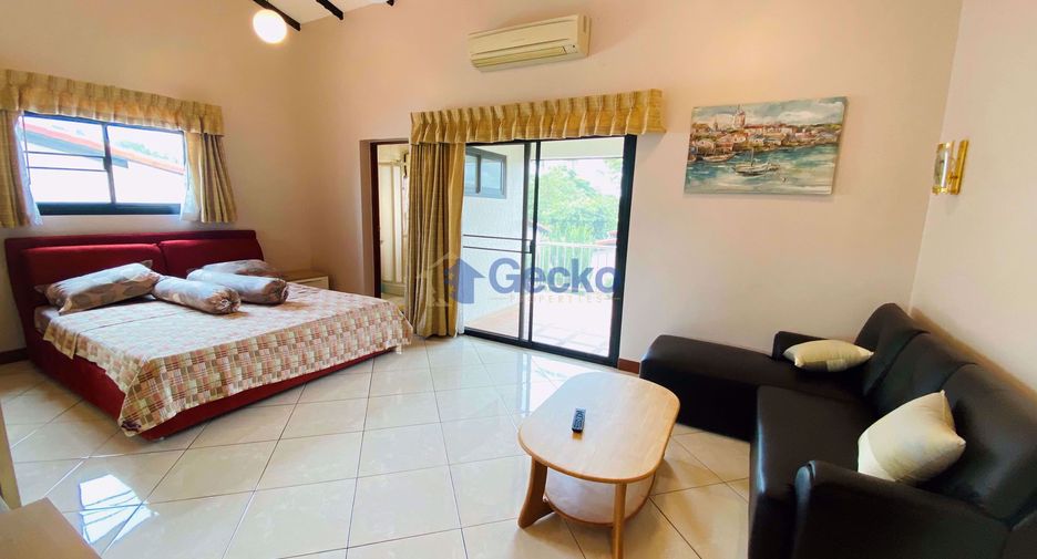 For sale 4 bedrooms house in East Pattaya, Pattaya