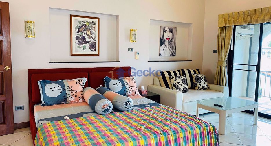For sale 4 bedrooms house in East Pattaya, Pattaya