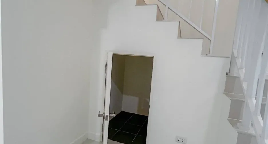 出售 4 卧室 独立屋 在 Prawet, 曼谷