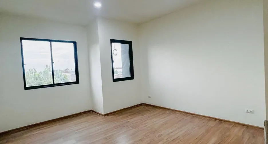 出售 4 卧室 独立屋 在 Prawet, 曼谷