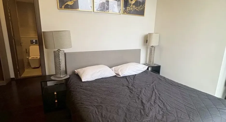 For rent 2 bedrooms condo in Watthana, Bangkok