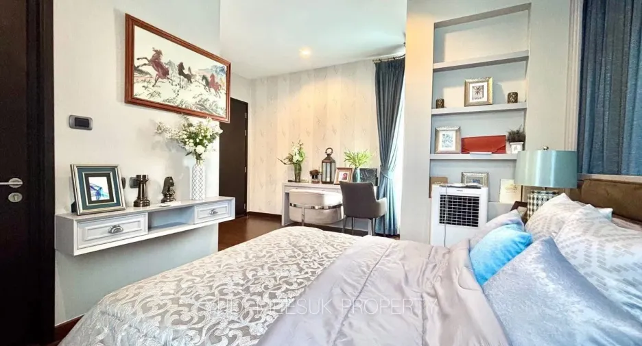 For sale 4 bedrooms house in Lat Krabang, Bangkok