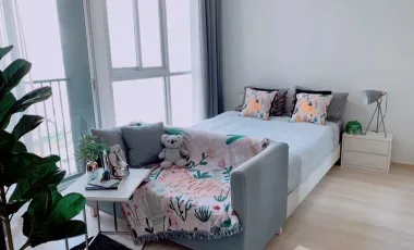 Wohnung zur Miete mit Studio in Huai Khwang, Bangkok