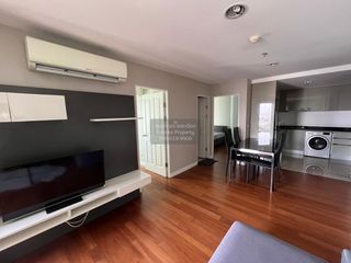Condo en alquiler de 2 habitaciones en Huai Khwang, Bangkok