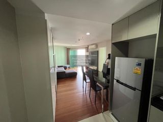 Condo en alquiler de 2 habitaciones en Huai Khwang, Bangkok