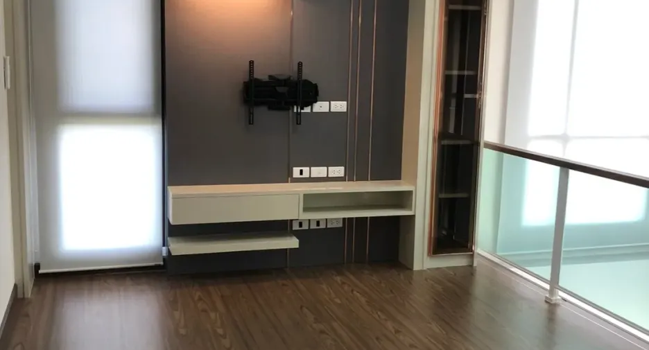 For sale 5 bedrooms house in Bang Phli, Samut Prakan