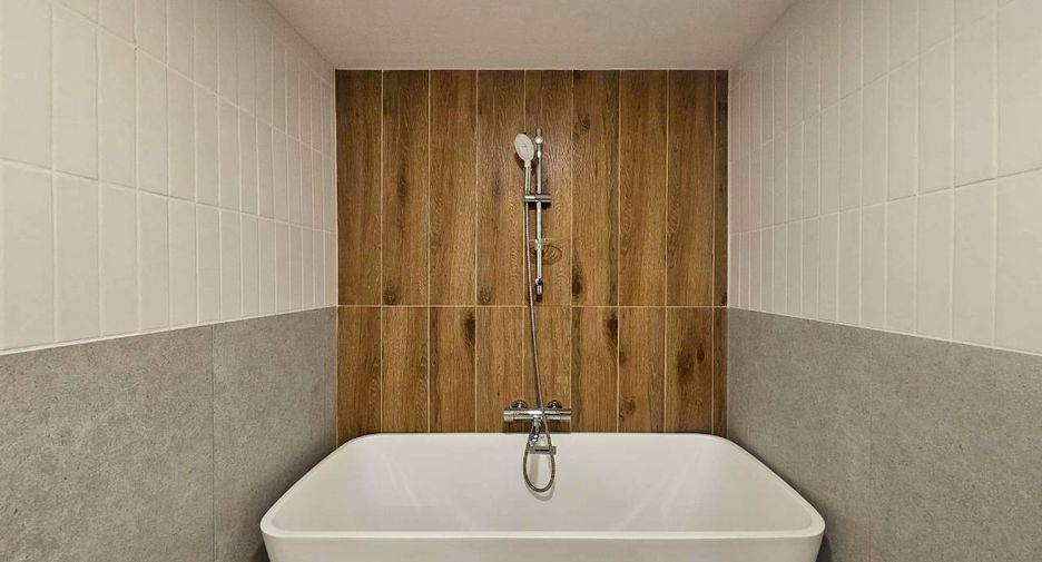 For rent 3 ベッドルーム condo in Watthana, Bangkok