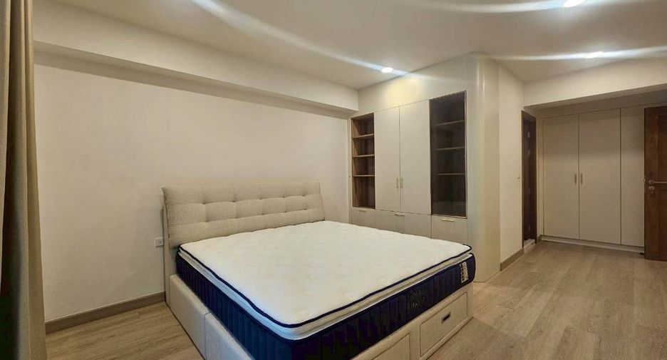 For rent 3 ベッドルーム condo in Watthana, Bangkok