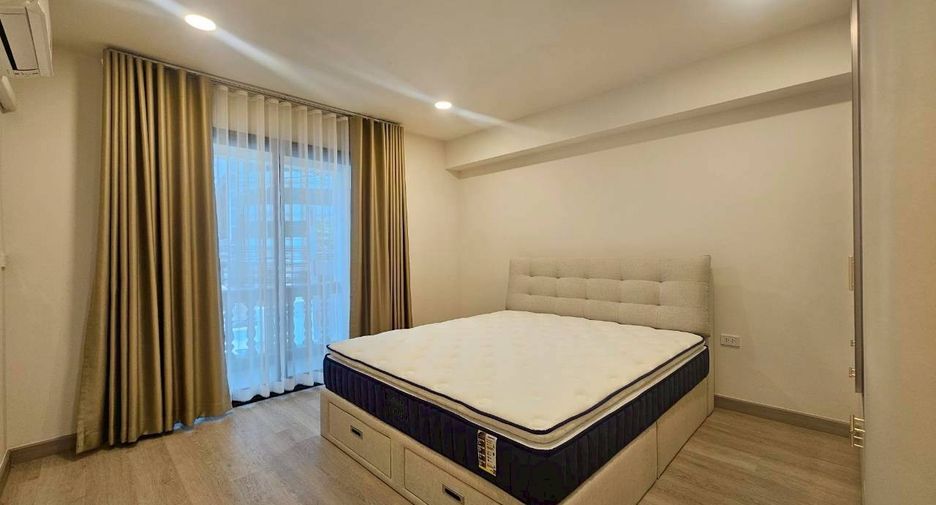 For rent 3 ベッドルーム condo in Watthana, Bangkok