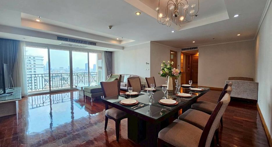 Wohnung zur Miete mit 3 Zimmer in Watthana, Bangkok