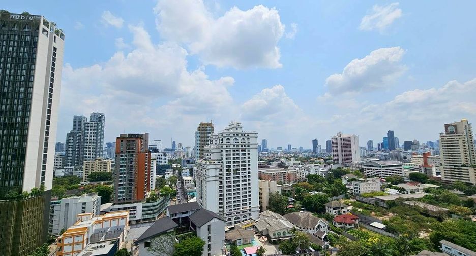 Wohnung zur Miete mit 3 Zimmer in Watthana, Bangkok