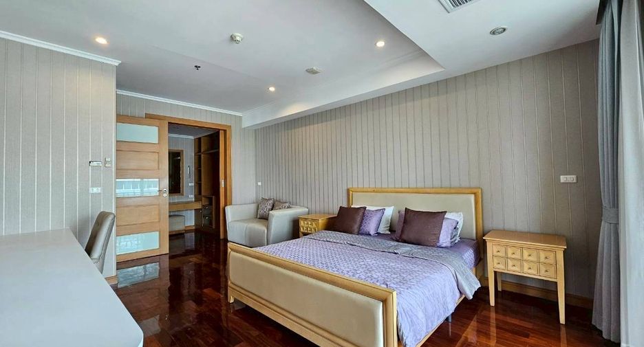 Wohnung zur Miete mit 3 Zimmer in Watthana, Bangkok