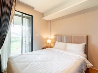 For rent 2 bedrooms condo in Huai Khwang, Bangkok