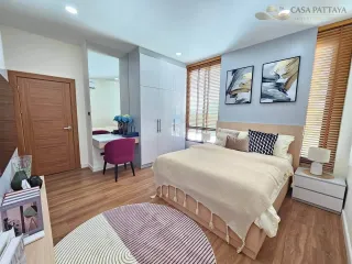 Villa en venta de 4 habitaciones en Bang Lamung, Chonburi