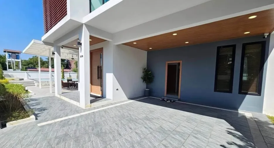 Villa en venta de 4 habitaciones en East Pattaya, Pattaya