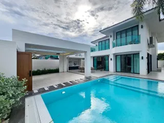出售 4 卧室 别墅 在 Bang Lamung, Chon Buri