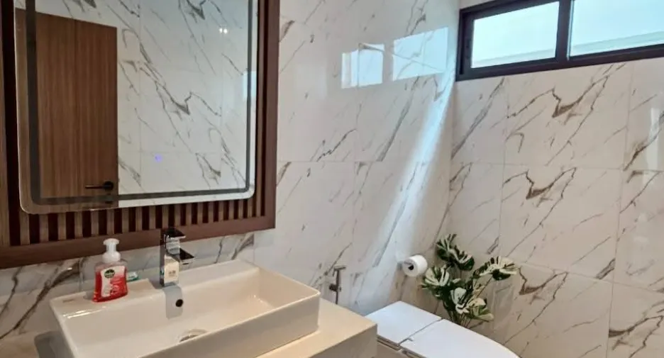 For sale 4 bedrooms villa in Jomtien, Pattaya