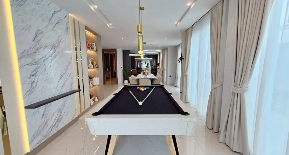 For sale 4 bedrooms villa in Jomtien, Pattaya