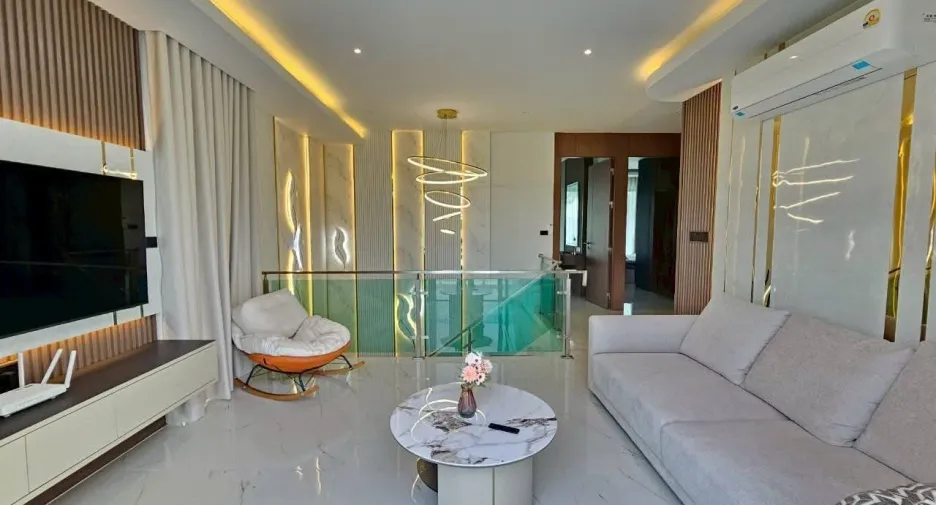 For sale 4 bedrooms villa in Jomtien, Pattaya