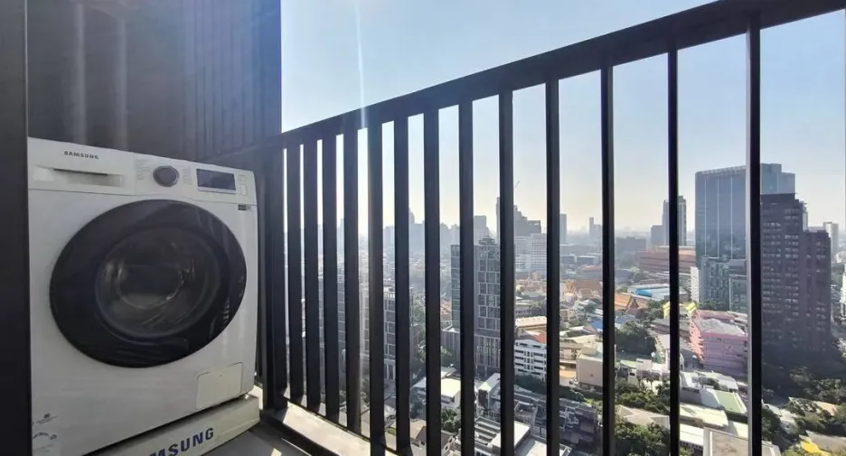 For rent 1 bed condo in Watthana, Bangkok