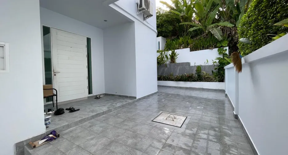 À vendre et à louer 4 chambres villa à Mueang Phuket, Phuket
