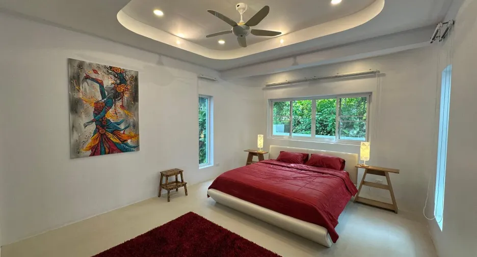 À vendre et à louer 4 chambres villa à Mueang Phuket, Phuket
