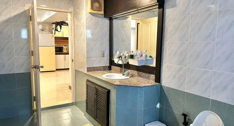 For sale 2 bedrooms apartment in Mueang Phuket, Phuket