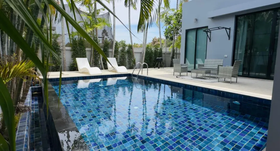 For sale 3 bedrooms villa in Mueang Phuket, Phuket