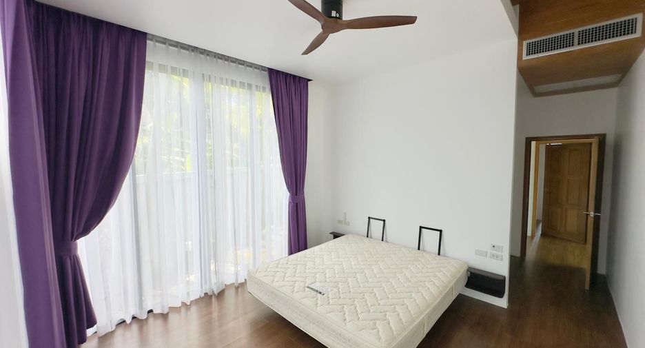 For sale 3 bedrooms villa in Mueang Phuket, Phuket