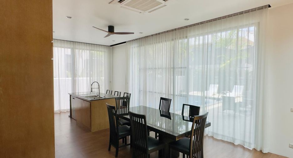 For sale 3 bedrooms villa in Mueang Phuket, Phuket